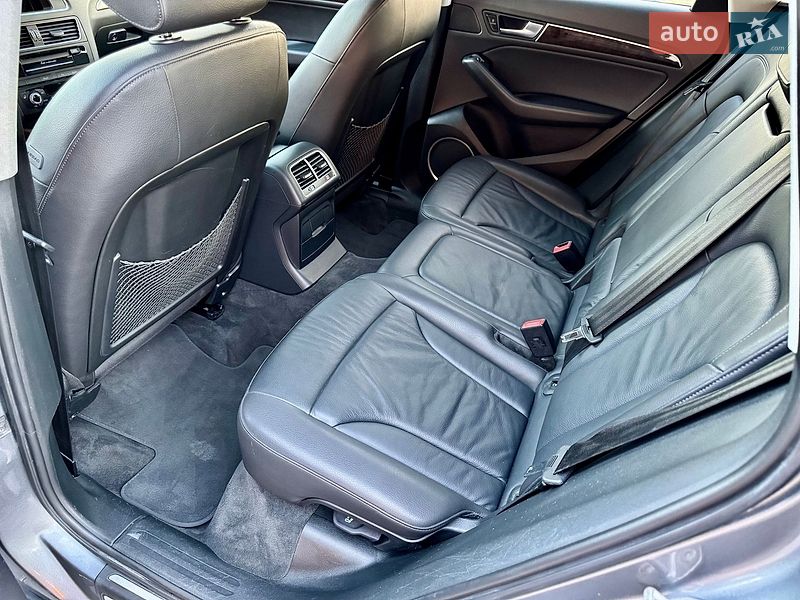 Внедорожник / Кроссовер Audi Q5 2015 в Черновцах