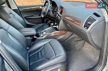 Внедорожник / Кроссовер Audi Q5 2015 в Черновцах