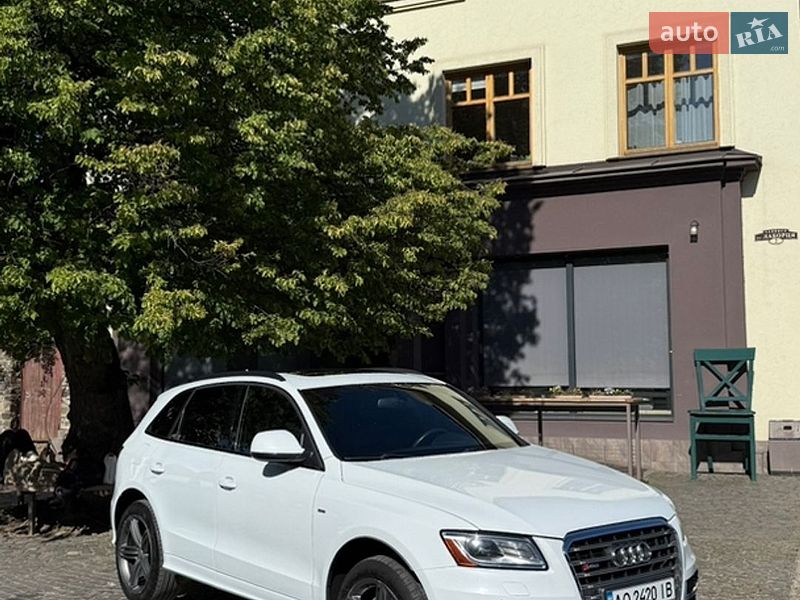Внедорожник / Кроссовер Audi Q5 2014 в Ужгороде