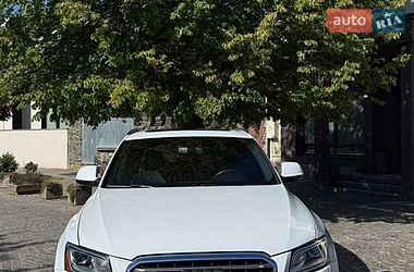 Внедорожник / Кроссовер Audi Q5 2014 в Ужгороде