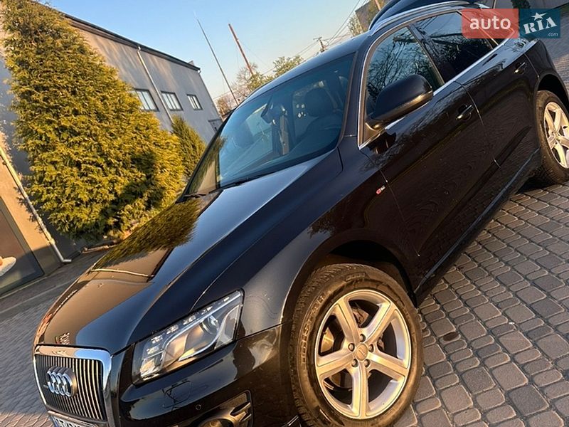 Внедорожник / Кроссовер Audi Q5 2011 в Ивано-Франковске