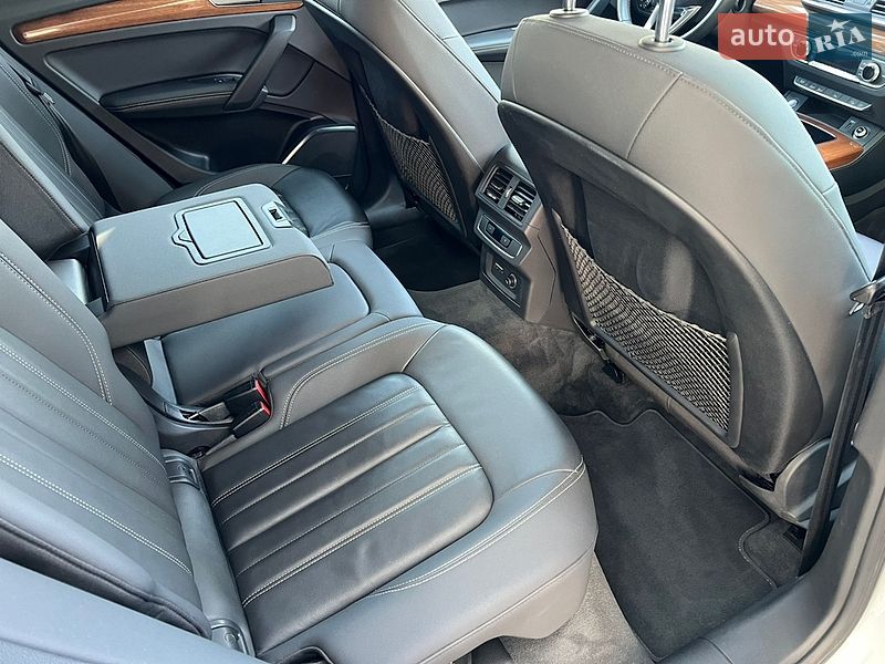 Внедорожник / Кроссовер Audi Q5 2020 в Львове