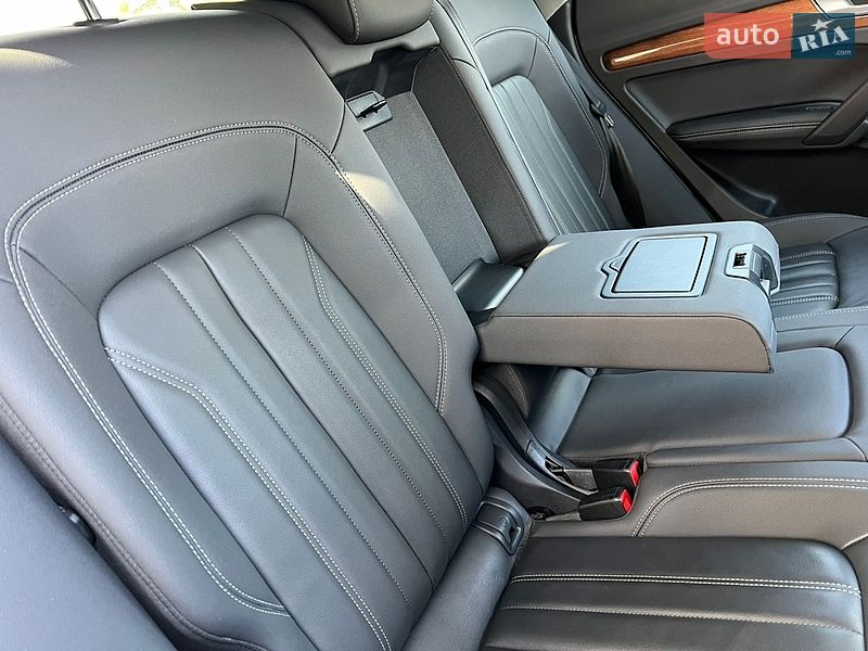 Внедорожник / Кроссовер Audi Q5 2020 в Львове