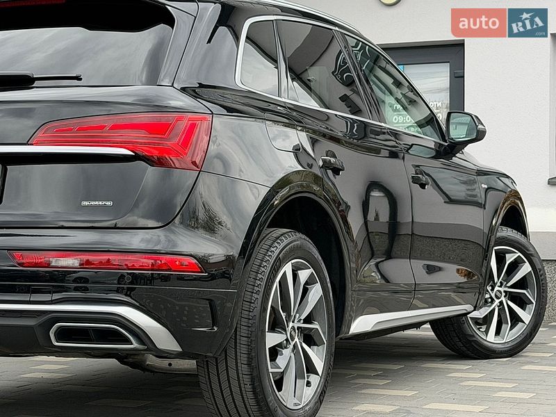 Внедорожник / Кроссовер Audi Q5 2024 в Дрогобыче