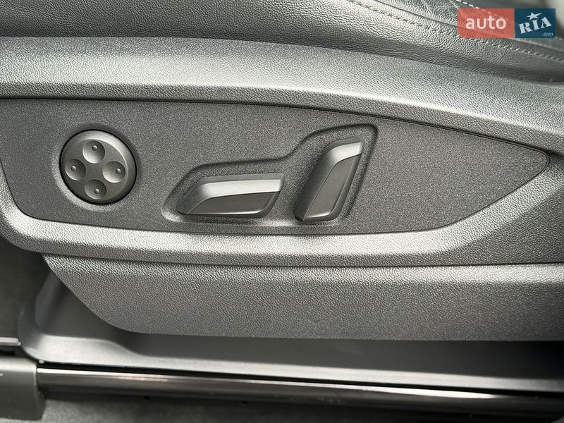 Внедорожник / Кроссовер Audi Q5 2024 в Дрогобыче