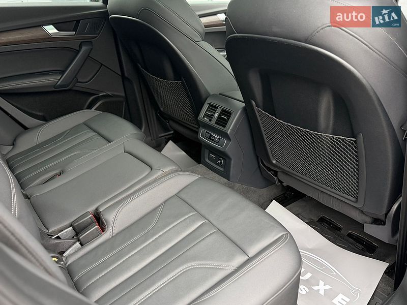 Внедорожник / Кроссовер Audi Q5 2024 в Дрогобыче