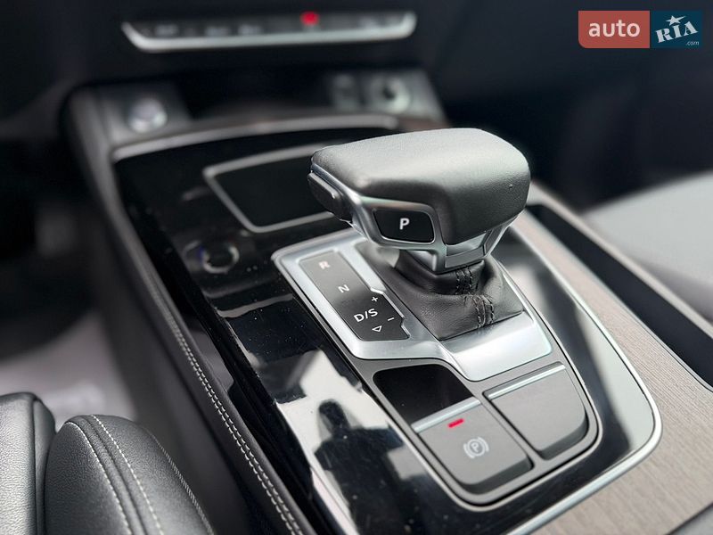 Внедорожник / Кроссовер Audi Q5 2024 в Дрогобыче