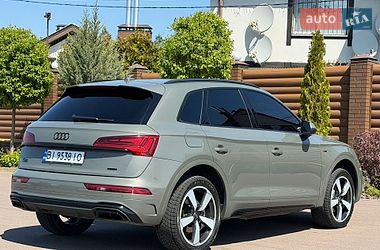 Внедорожник / Кроссовер Audi Q5 2023 в Киеве