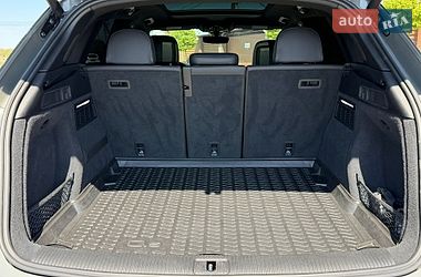 Внедорожник / Кроссовер Audi Q5 2023 в Киеве