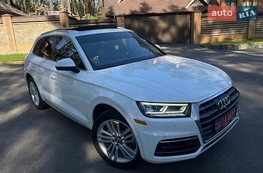 Внедорожник / Кроссовер Audi Q5 2017 в Чернигове