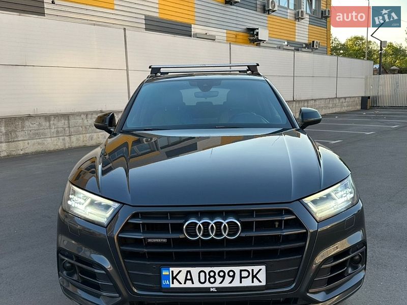 Внедорожник / Кроссовер Audi Q5 2018 в Киеве