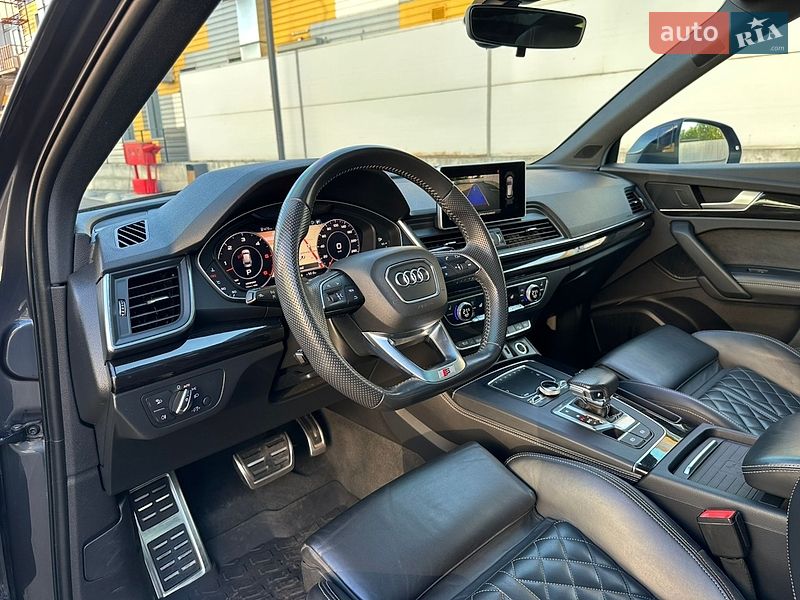 Внедорожник / Кроссовер Audi Q5 2018 в Киеве
