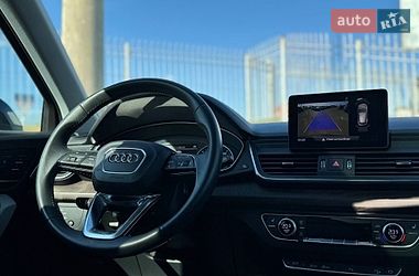 Внедорожник / Кроссовер Audi Q5 2017 в Киеве
