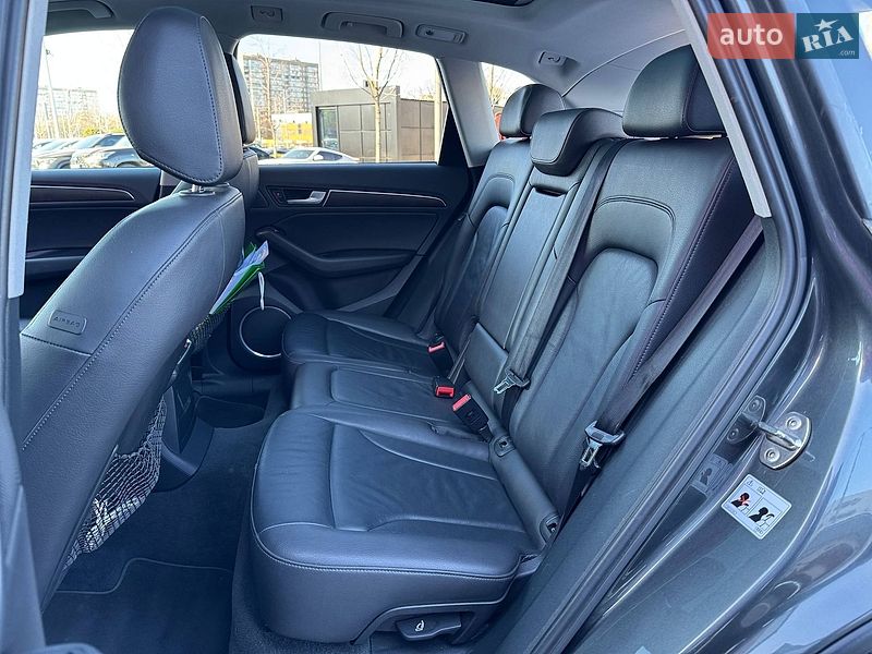 Внедорожник / Кроссовер Audi Q5 2016 в Киеве