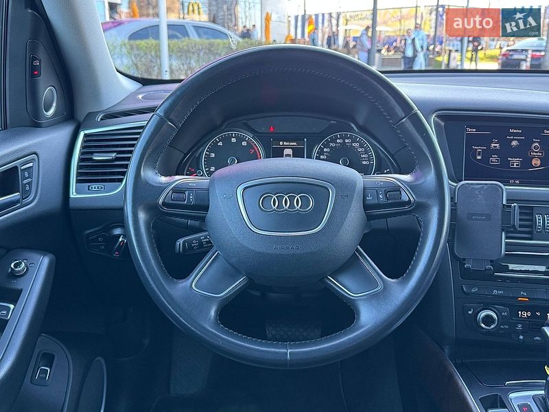 Внедорожник / Кроссовер Audi Q5 2016 в Киеве