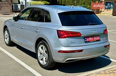 Внедорожник / Кроссовер Audi Q5 2019 в Киеве