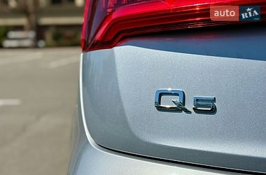 Внедорожник / Кроссовер Audi Q5 2019 в Киеве