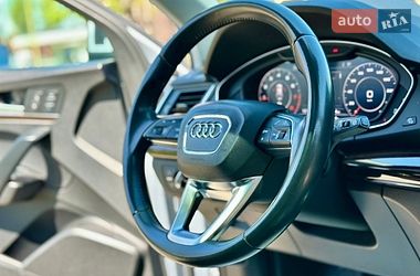 Внедорожник / Кроссовер Audi Q5 2019 в Киеве