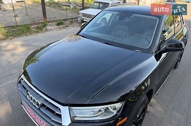 Внедорожник / Кроссовер Audi Q5 2017 в Львове