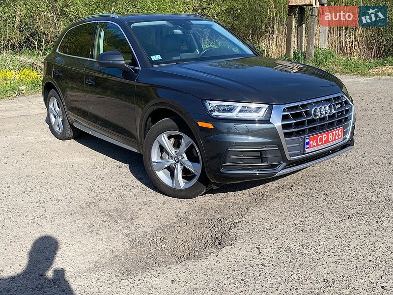 Внедорожник / Кроссовер Audi Q5 2019 в Львове