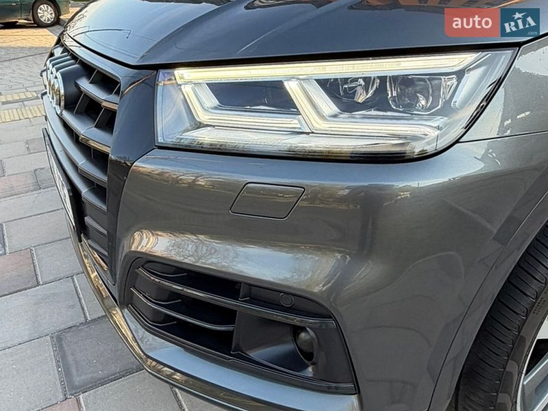 Внедорожник / Кроссовер Audi Q5 2019 в Днепре