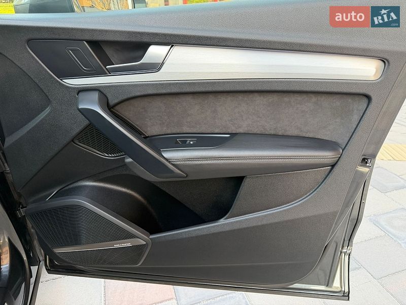 Внедорожник / Кроссовер Audi Q5 2019 в Днепре