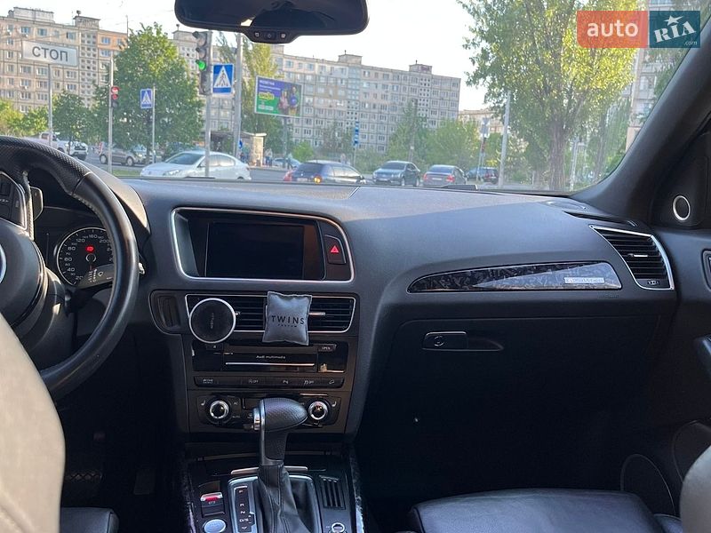 Внедорожник / Кроссовер Audi Q5 2014 в Киеве