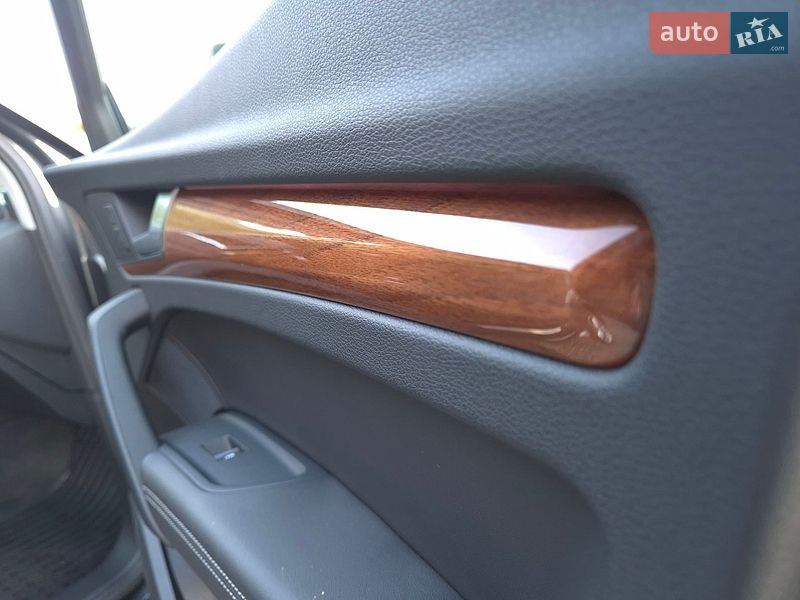 Внедорожник / Кроссовер Audi Q5 2021 в Житомире