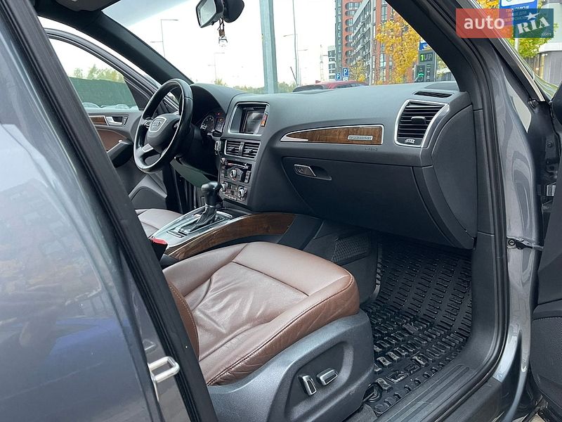 Внедорожник / Кроссовер Audi Q5 2015 в Виннице