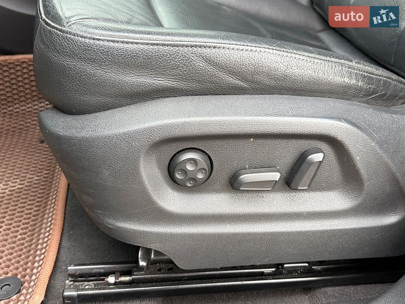 Внедорожник / Кроссовер Audi Q5 2011 в Стрые