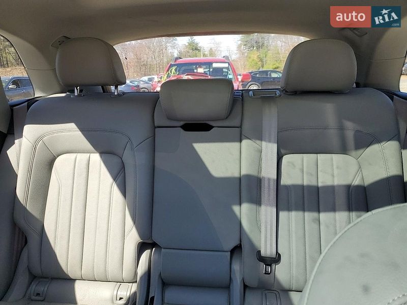 Позашляховик / Кросовер Audi Q5 2018 в Львові