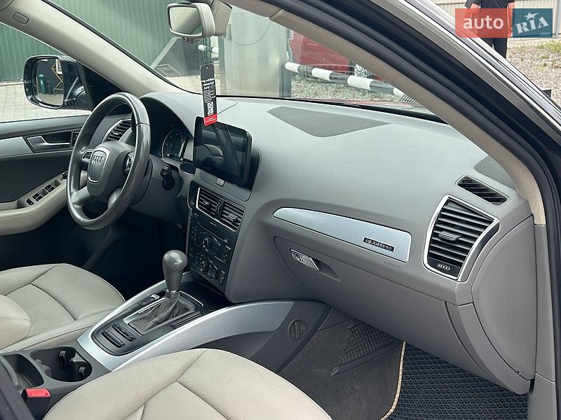 Внедорожник / Кроссовер Audi Q5 2012 в Мукачево