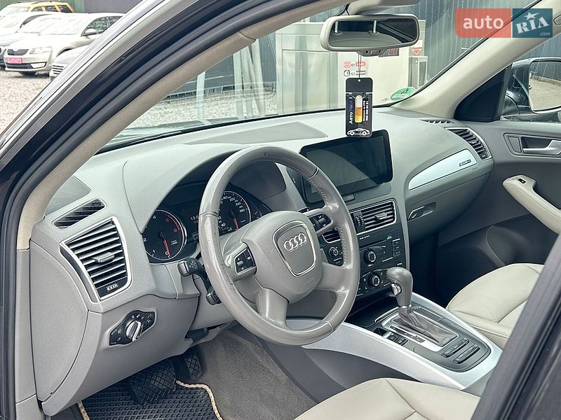 Внедорожник / Кроссовер Audi Q5 2012 в Мукачево