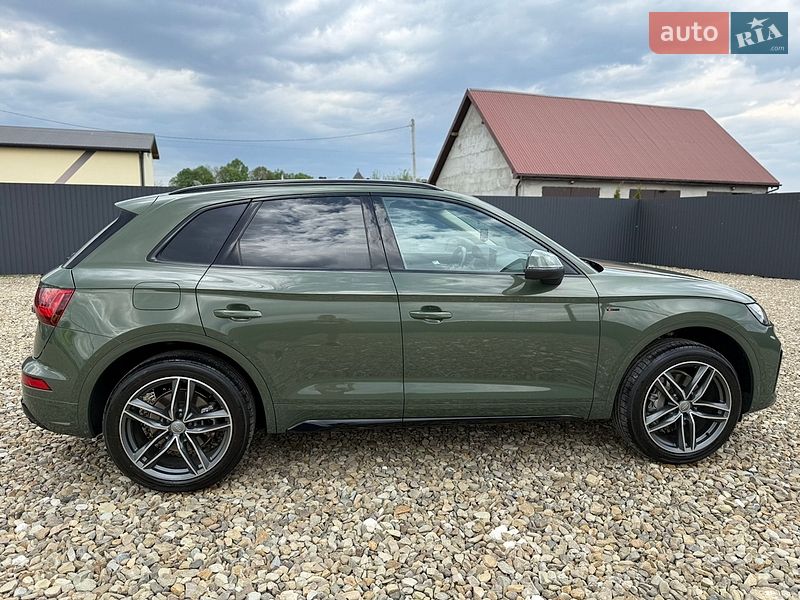 Внедорожник / Кроссовер Audi Q5 2022 в Стрые