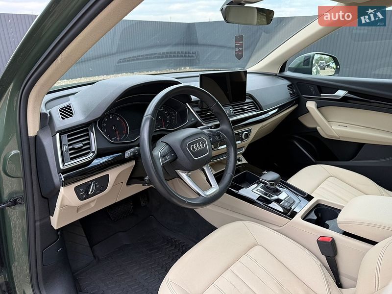 Внедорожник / Кроссовер Audi Q5 2022 в Стрые