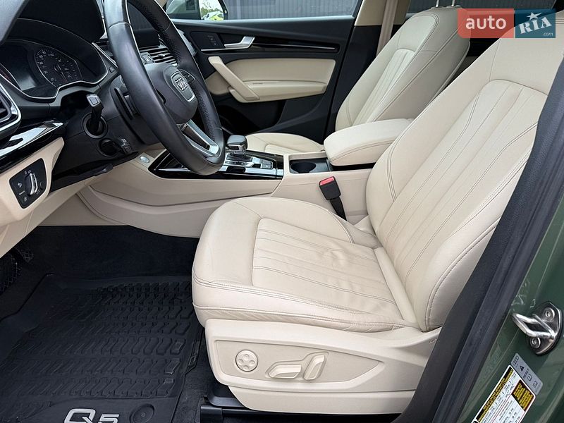 Внедорожник / Кроссовер Audi Q5 2022 в Стрые