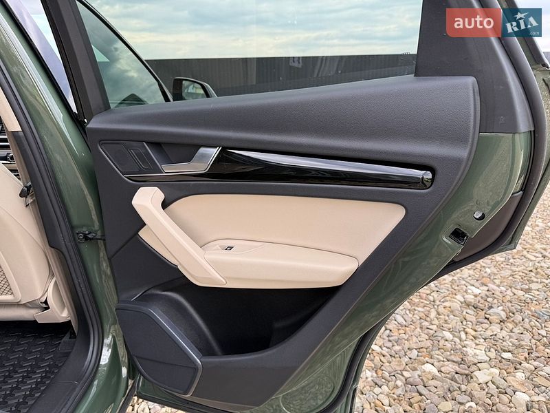 Внедорожник / Кроссовер Audi Q5 2022 в Стрые