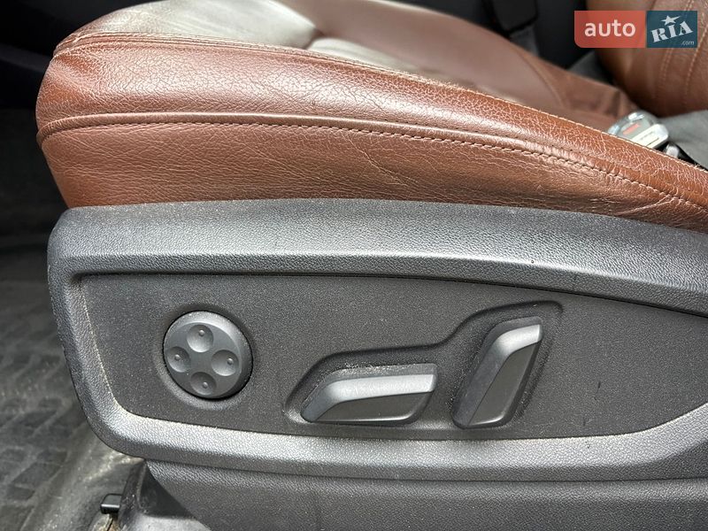Внедорожник / Кроссовер Audi Q5 2018 в Стрые