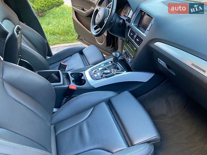 Позашляховик / Кросовер Audi Q5 2017 в Луцьку