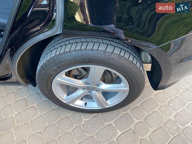 Позашляховик / Кросовер Audi Q5 2017 в Луцьку