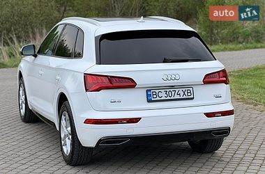 Внедорожник / Кроссовер Audi Q5 2017 в Львове
