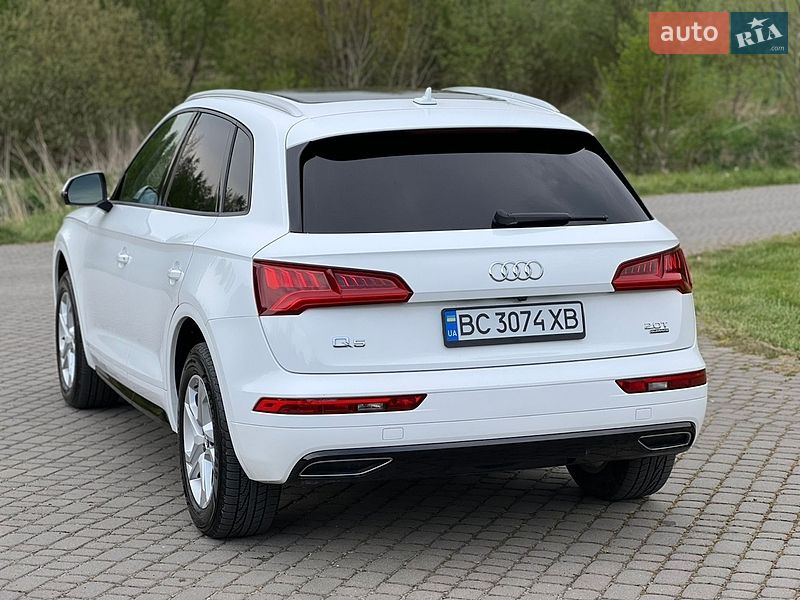 Внедорожник / Кроссовер Audi Q5 2017 в Львове