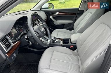Внедорожник / Кроссовер Audi Q5 2017 в Львове