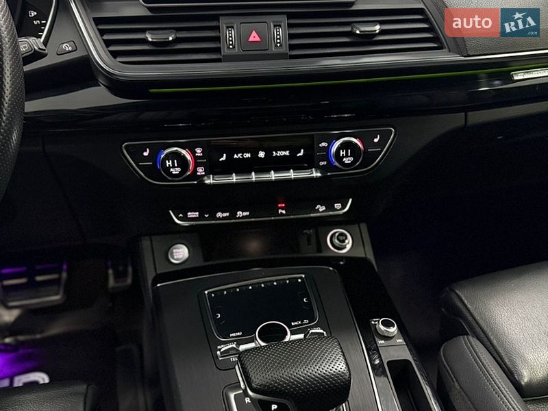 Внедорожник / Кроссовер Audi Q5 2019 в Одессе