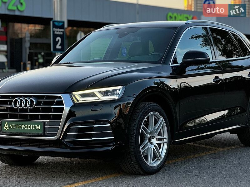 Внедорожник / Кроссовер Audi Q5 2017 в Киеве