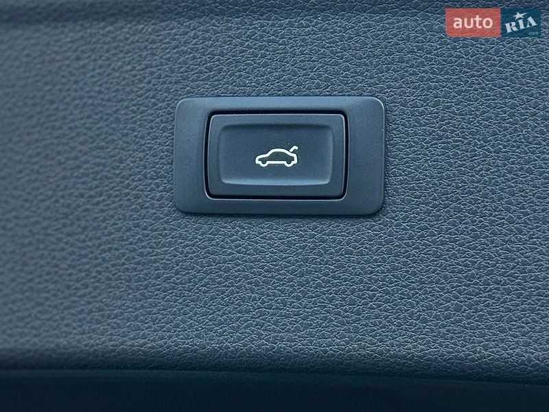 Внедорожник / Кроссовер Audi Q5 2017 в Киеве