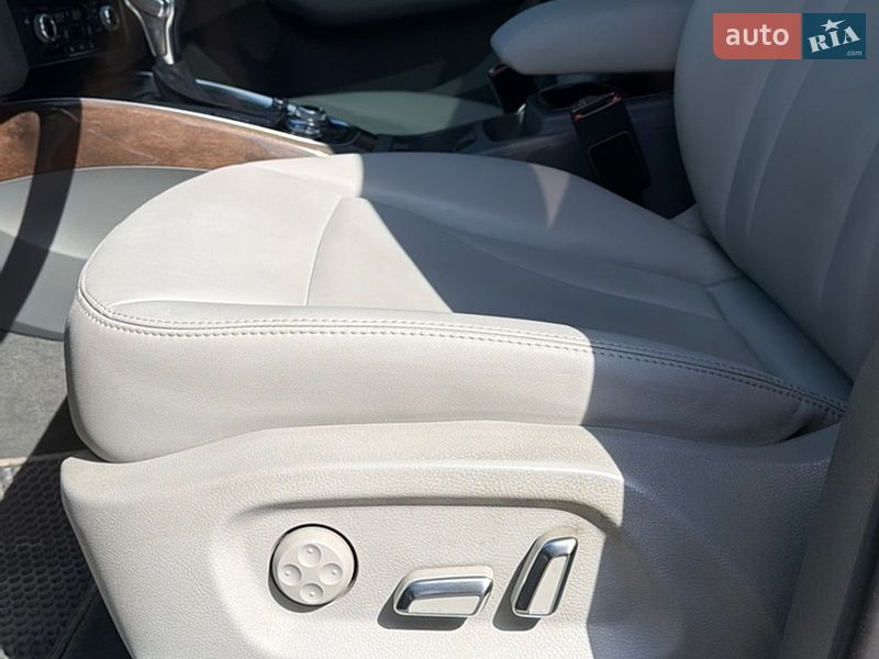 Позашляховик / Кросовер Audi Q5 2012 в Івано-Франківську