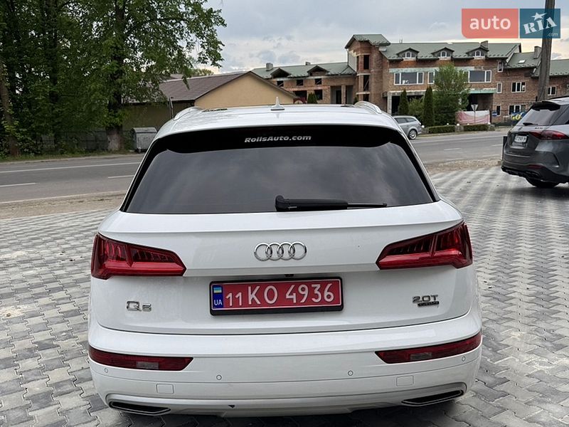 Внедорожник / Кроссовер Audi Q5 2018 в Ивано-Франковске