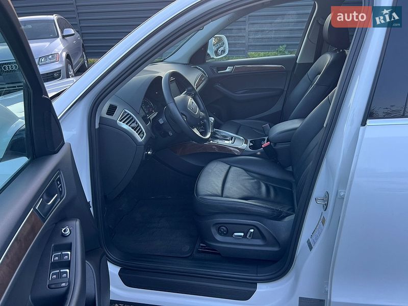 Позашляховик / Кросовер Audi Q5 2016 в Володимирі фото 17 Позашляховик / Кросовер Audi Q5 2016 в Володимирі