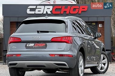 Внедорожник / Кроссовер Audi Q5 2017 в Стрые
